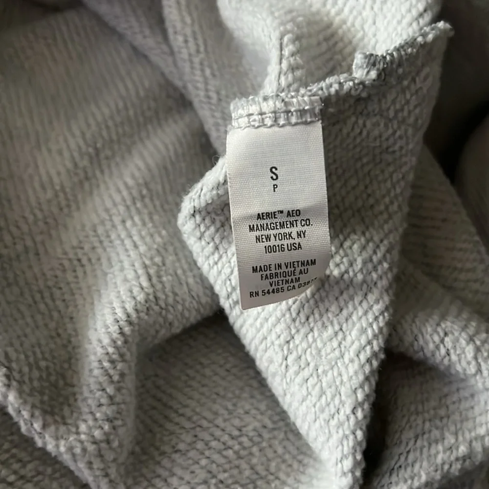 #49. Aerie oversized desert camo sweatshirt - Picture 15 of 16